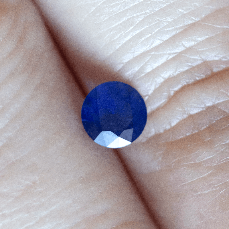 Ethical Jewellery & Engagement Rings Toronto - 0.45 ct Deep Water Blue Round Brilliant Madagascar Sapphire - Fairtrade Jewellery Co.