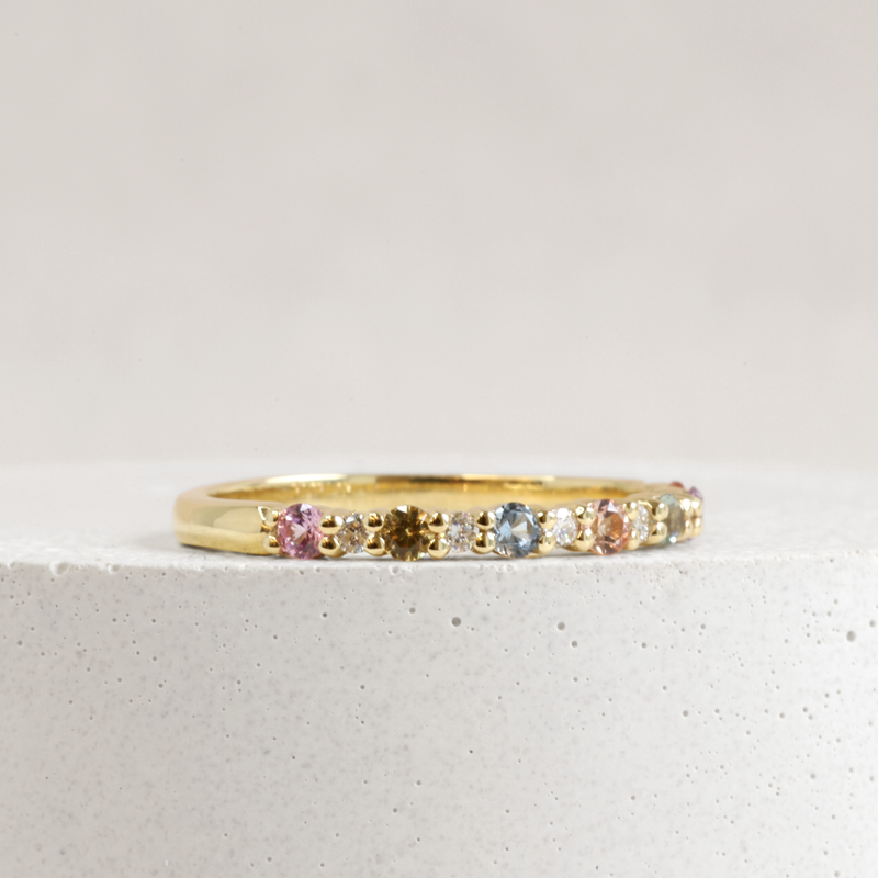 Petite Rainbow Stella Ring in Yellow Gold