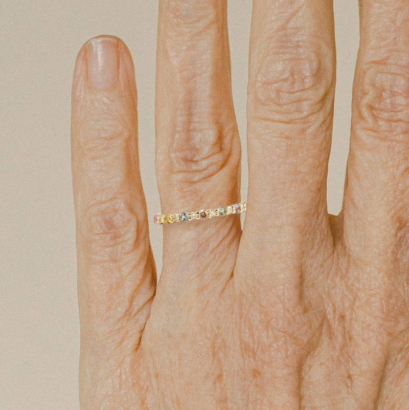 Petite Rainbow Stella Ring in Yellow Gold