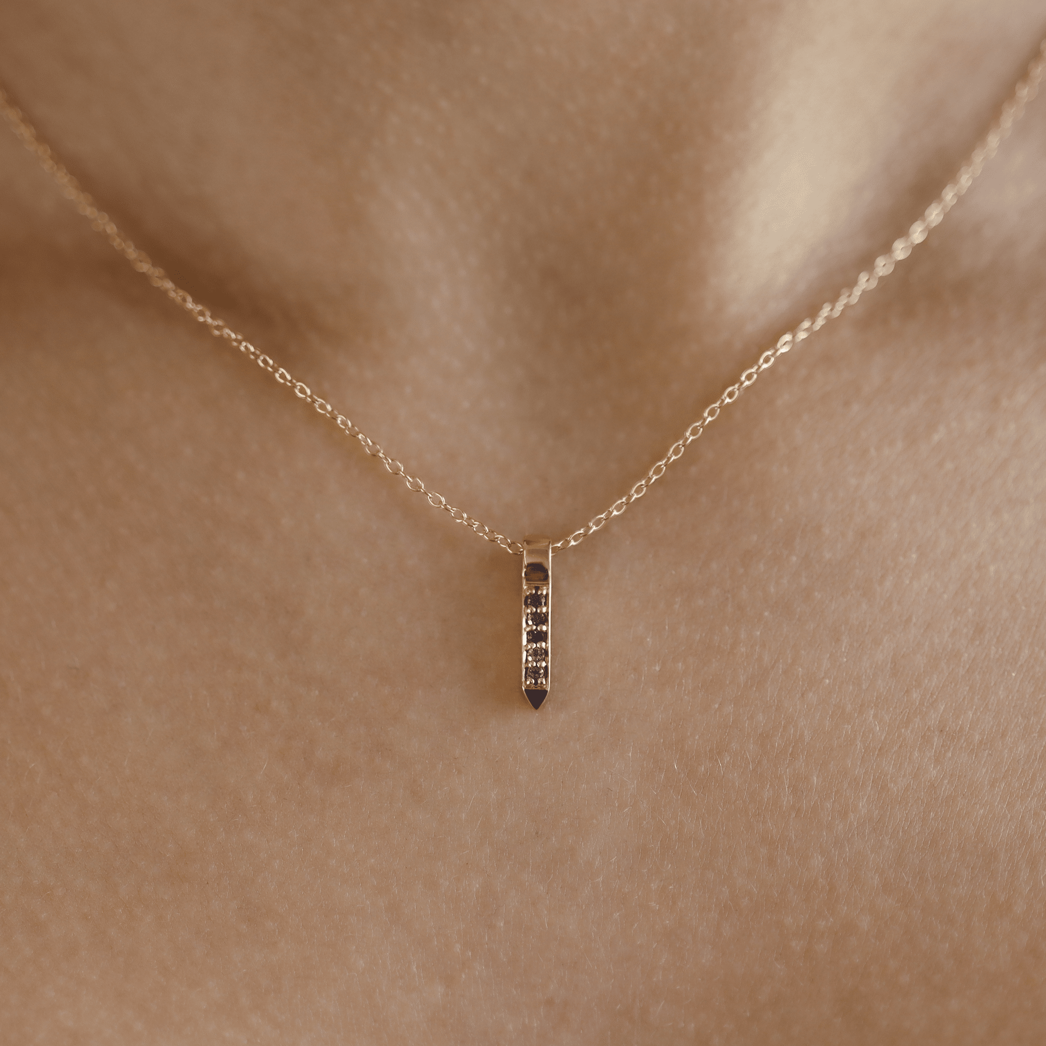 Alexandrite (June) Quill Pendant in Yellow Gold