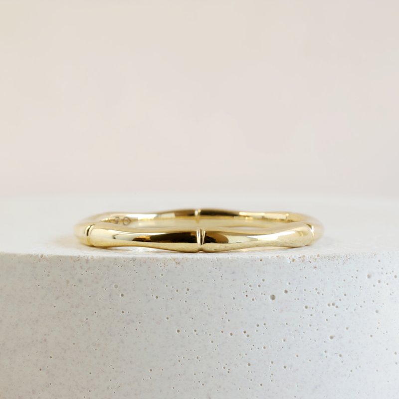 2 mm Bamboo Band in Yellow Gold