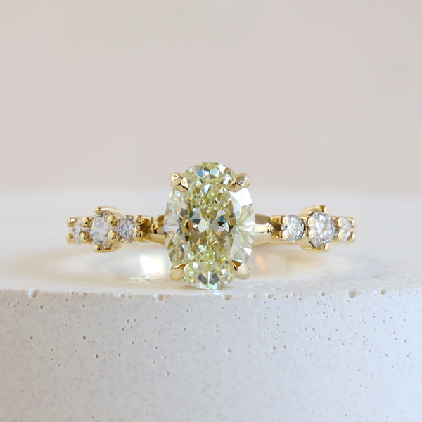 1.05 ct Waterlily Yellow Diamond Stella Oval Cut Ring in Yellow Gold