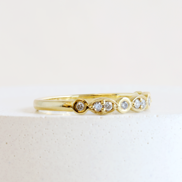 Clara Diamond Band in Yellow Gold