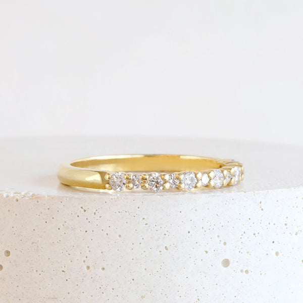 Petite Stella Ring in Yellow Gold