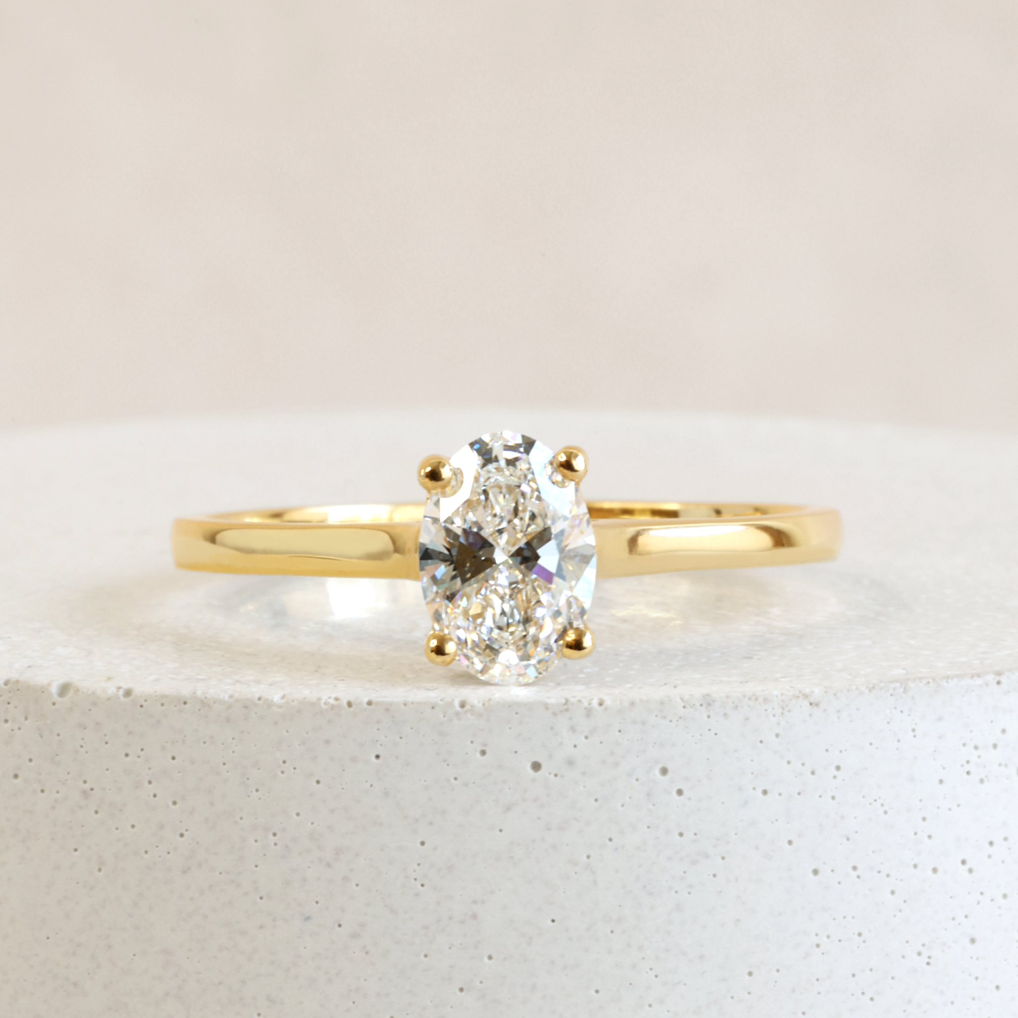 0.78 ct F VS1 Oval Brilliant Laboratory Grown Diamond Love Note Solita