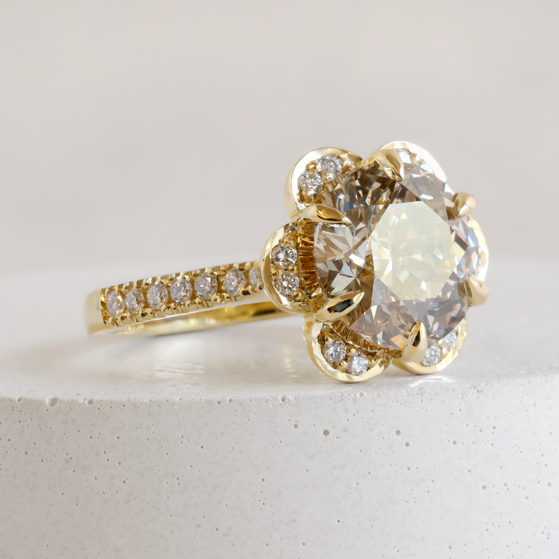 3.92 ct FTJCo Star-cut Diamond Aster Halo Ring in Yellow Gold