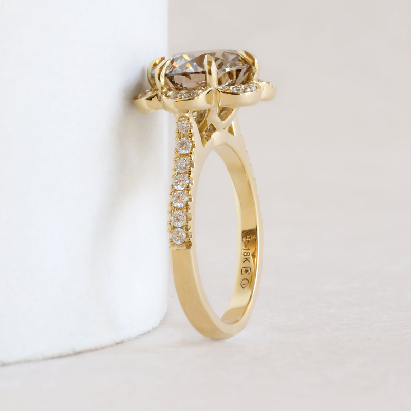 3.92 ct FTJCo Star-cut Diamond Aster Halo Ring in Yellow Gold