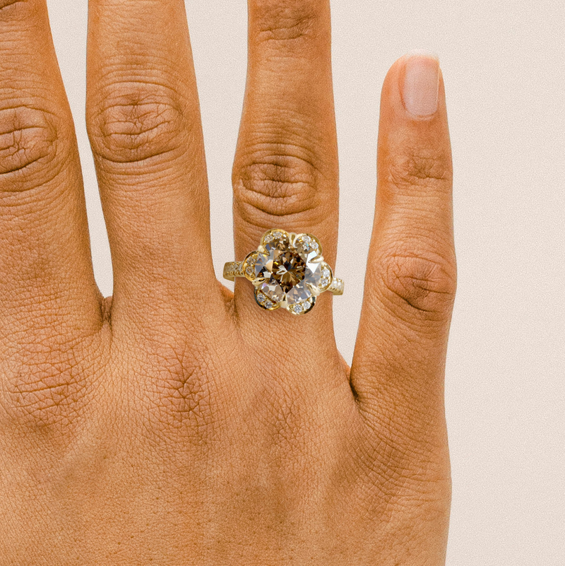 3.92 ct FTJCo Star-cut Diamond Aster Halo Ring in Yellow Gold