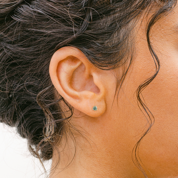 3 mm Seafoam Sapphire Martini Studs in Yellow Gold