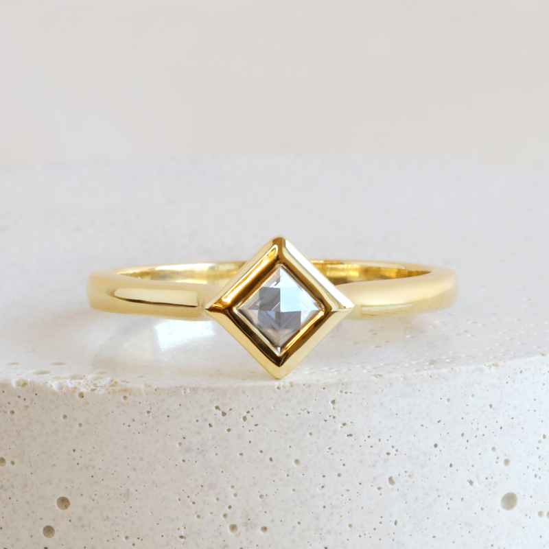 0.22 ct Diamond Pyramid Avery Bezel Solitaire in Yellow Gold