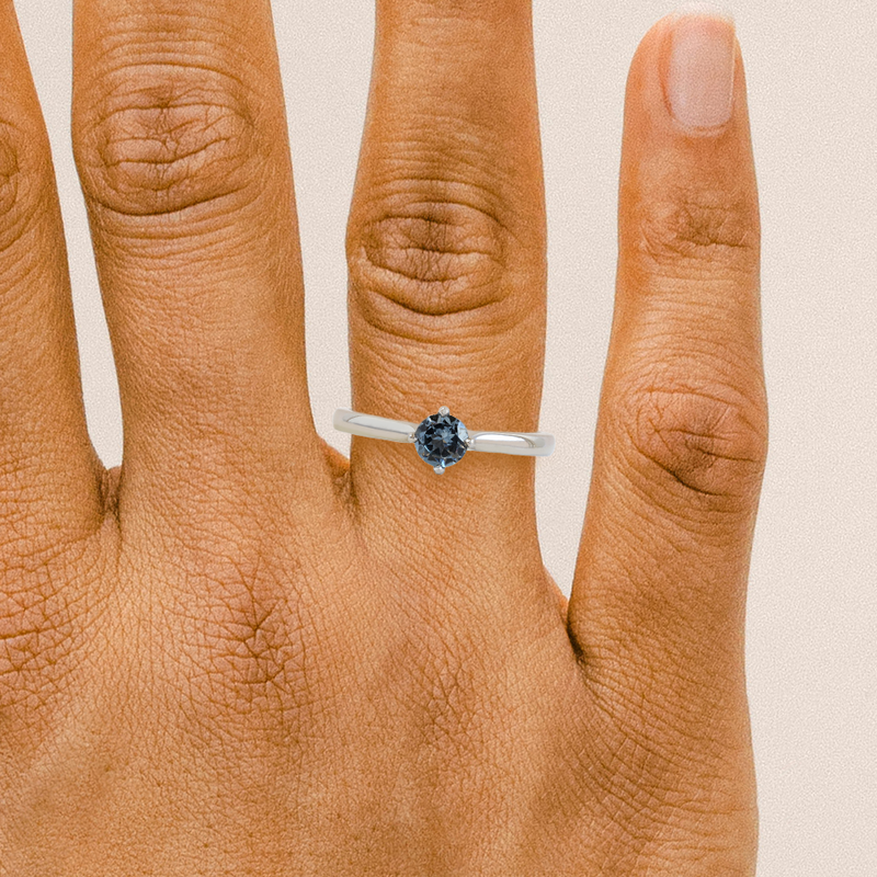 0.39 ct Steel Grey Spinel Contemporary Love Note in White Gold