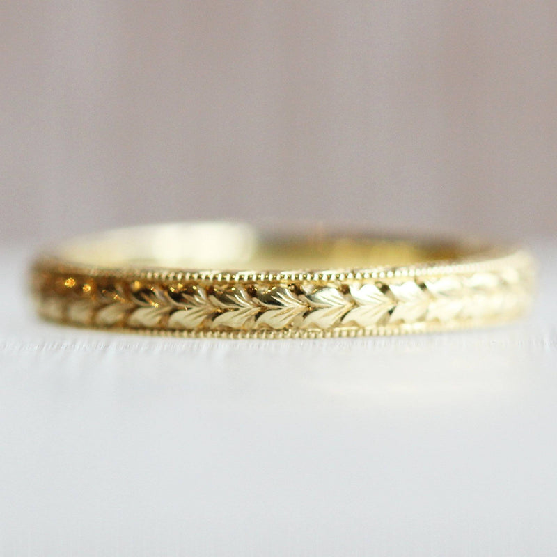 Ethical Jewellery & Engagement Rings Toronto - 18K Leaf Pattern Hand Engraved Band - Fairtrade Jewellery Co.