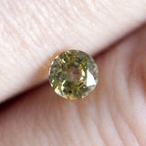 Ethical Jewellery & Engagement Rings Toronto - 0.50 ct Green Yellow Bicolour Round Mixed-Cut Sapphire - Fairtrade Jewellery Co.